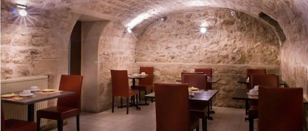 Hotel Le Compostelle 3*