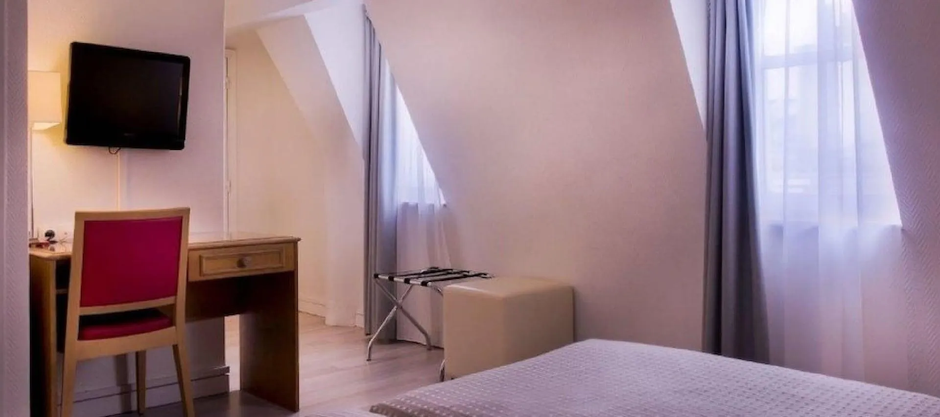 Le Compostelle Hotel