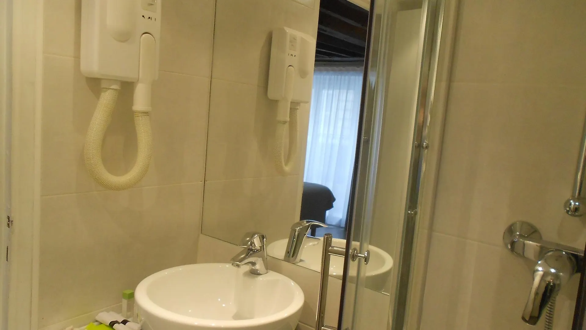 Le Compostelle Hotel Paříž