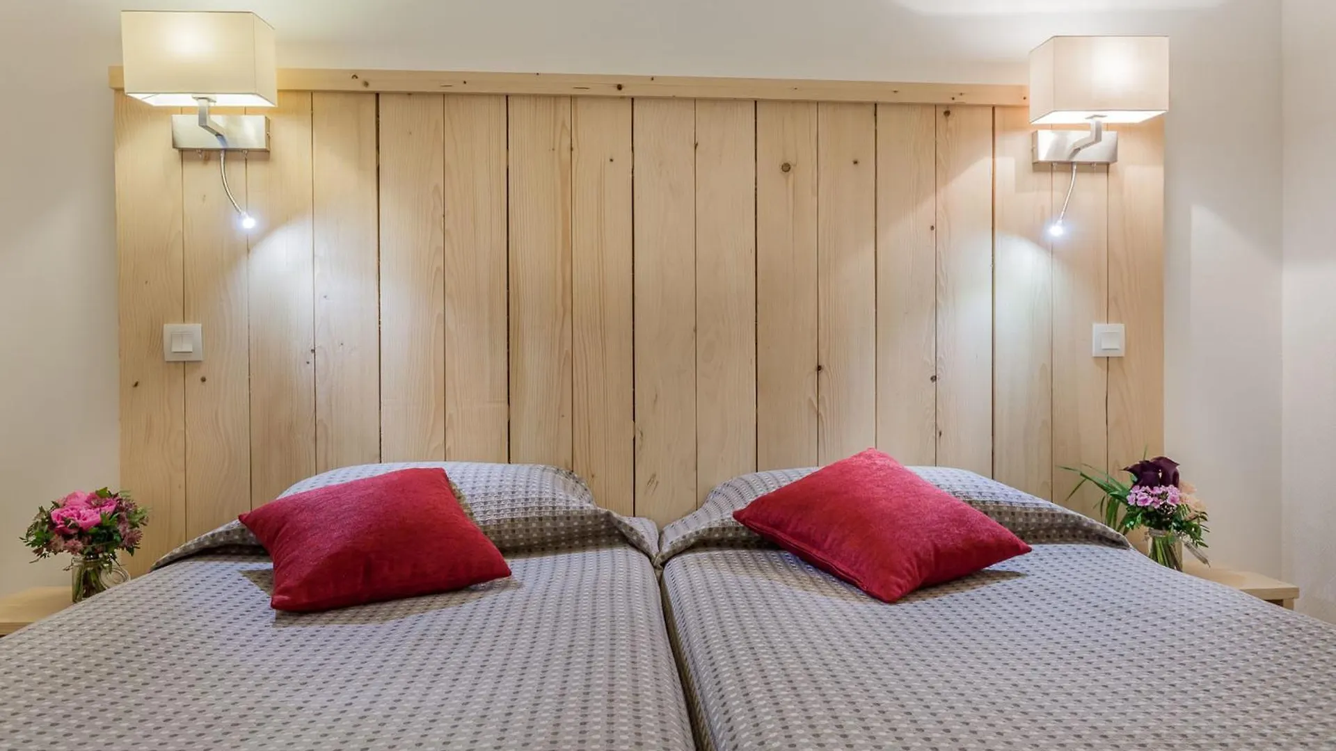 Le Compostelle Hotel